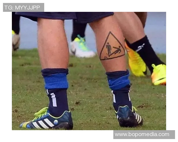 欧美纹身足球明星男的魅力与风格解析，展现个性与运动精神的完美结合