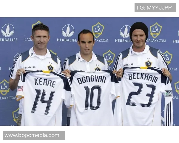 成为足球明星需要具备的技能素质与职业发展路径分析